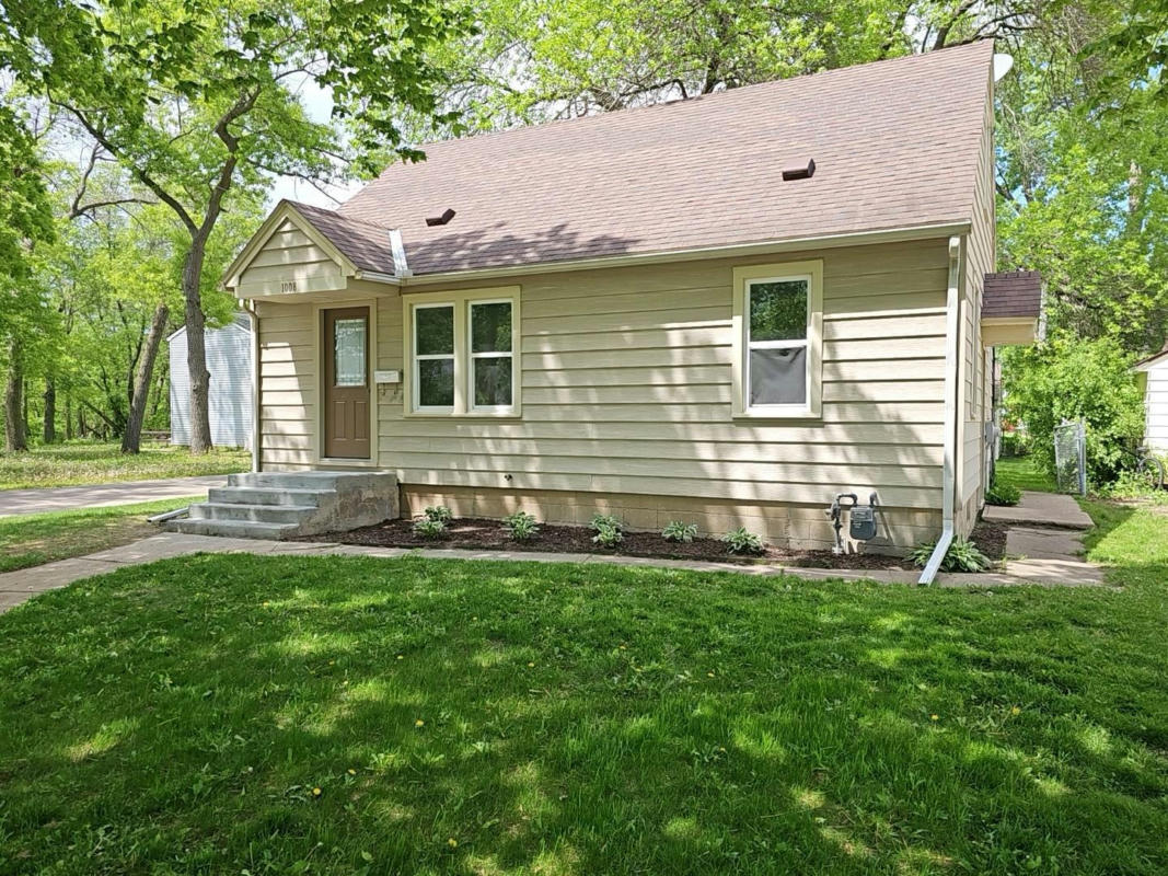 1008 13TH AVE SW, AUSTIN, MN 55912, photo 1 of 24