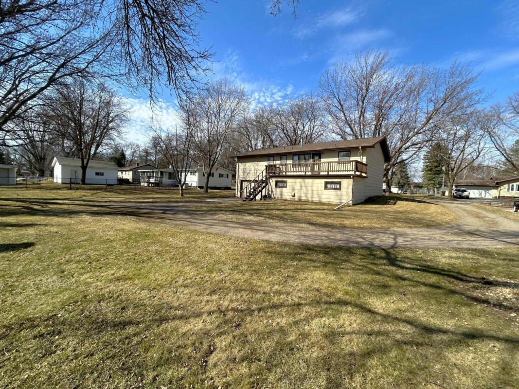 1646 N 5TH ST, MONTEVIDEO, MN 56265, photo 1 of 57