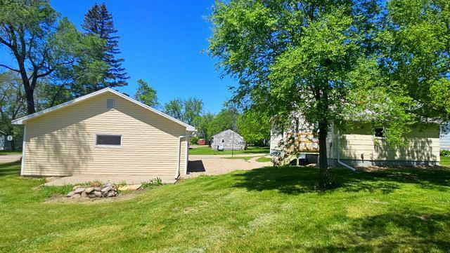 232 CHURCH ST S, BROWNS VALLEY, MN 56219, photo 3 of 32