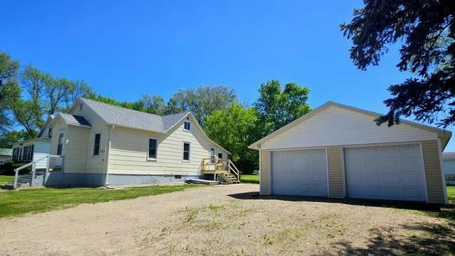 232 CHURCH ST S, BROWNS VALLEY, MN 56219, photo 2 of 32
