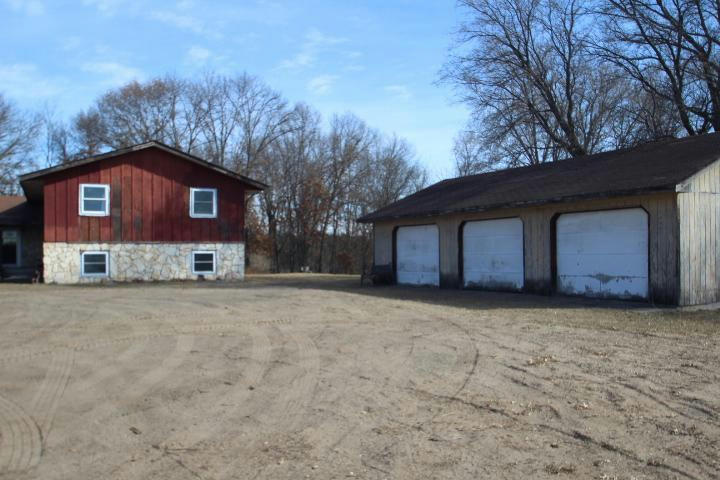 3874 OLSONS RD NW, CAMBRIDGE, MN 55008, photo 1 of 21