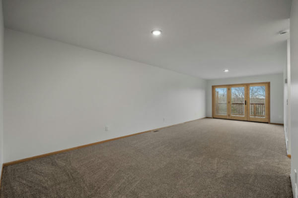 149 RIVERVIEW DR APT 22, MONTICELLO, MN 55362, photo 3 of 46