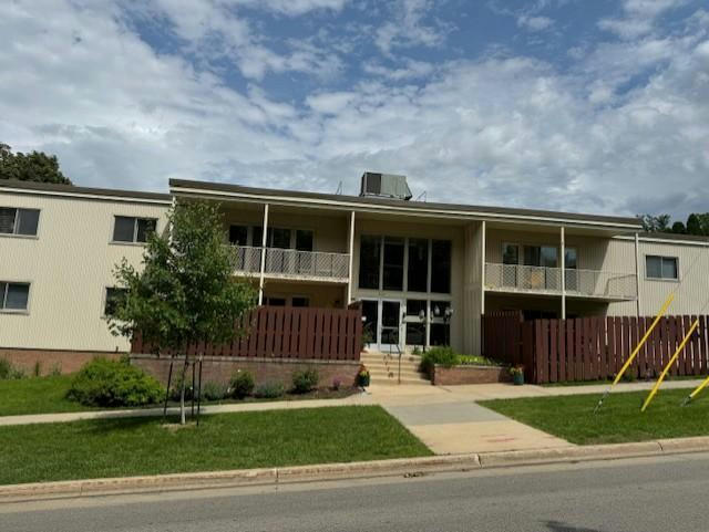 410 6TH AVE SW APT M1, ROCHESTER, MN 55902, photo 1 of 22