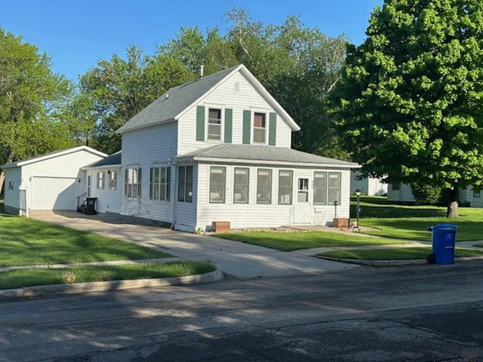 402 LARSON AVE, ASHBY, MN 56309, photo 1 of 30