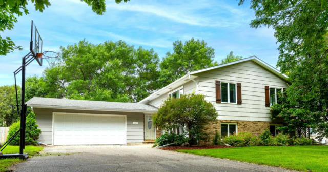 1221 27TH ST NW, WILLMAR, MN 56201 - Image 1