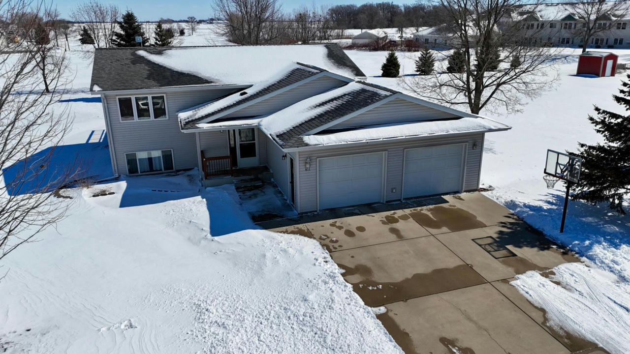 411 9TH ST E, HECTOR, MN 55342, photo 1 of 19