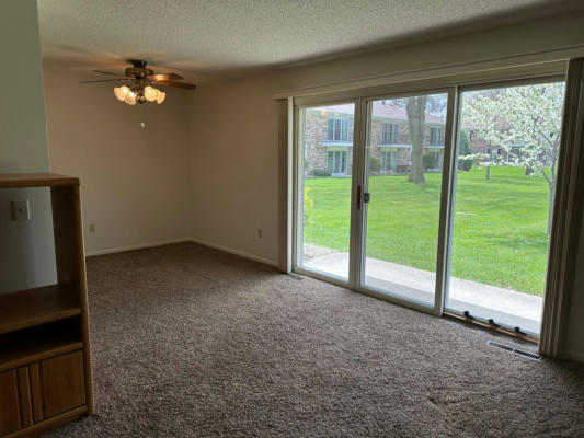 1911 GREENFIELD LN SW APT B, ROCHESTER, MN 55902, photo 5 of 16