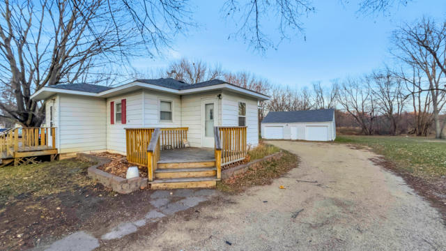 1017 S 4TH AVE, ALBERT LEA, MN 56007, photo 2 of 28