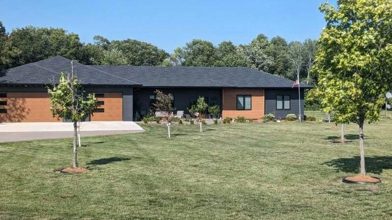 419 COUNTRY VIEW LN, LE SUEUR, MN 56058, photo 1