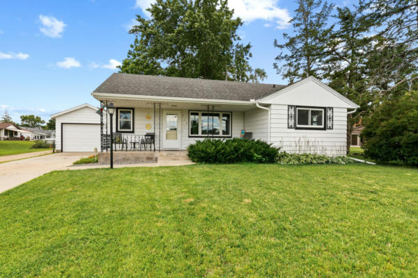 715 COUNTRY CLUB RD, SAUK CENTRE, MN 56378 - Image 1